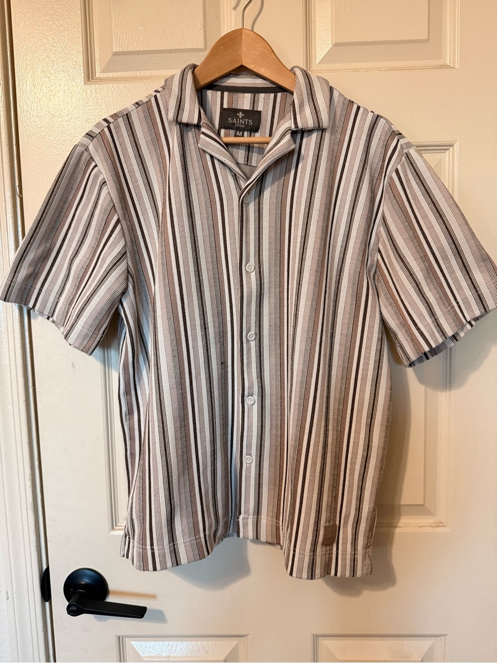Saints Studio Men’s Striped Open Knit Tan/White Relaxed Fit Shirt Sz M